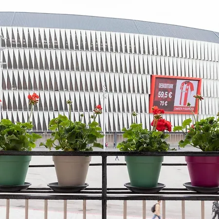 Con Vistas Al Estadio San Mames 아파트 빌바오