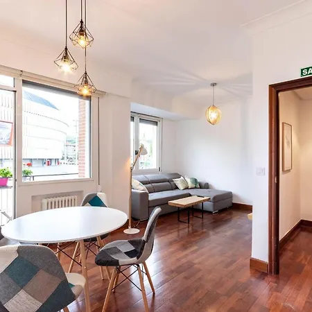 Con Vistas Al Estadio San Mames *